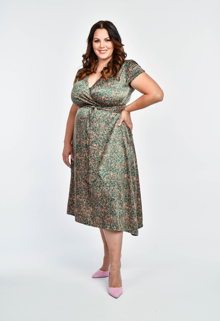 Kleid in Wickeloptik grün