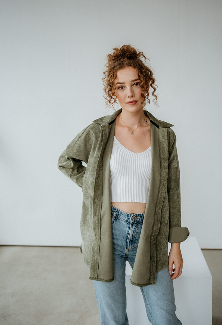 Oversized Hemd aus feinem Cord mit großen Taschen Cyroline