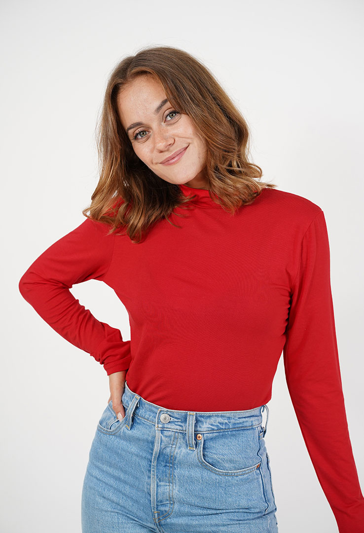 " Basic Longsleeve "Turtleneck Bliss"