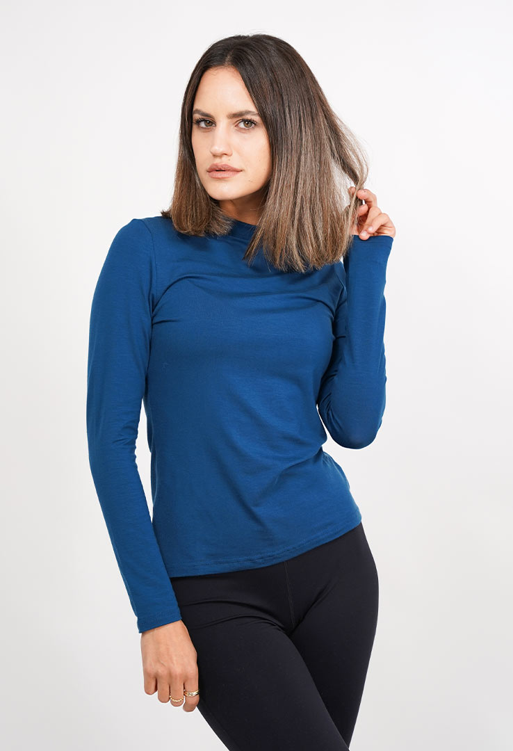 " Basic Longsleeve "Turtleneck Bliss"