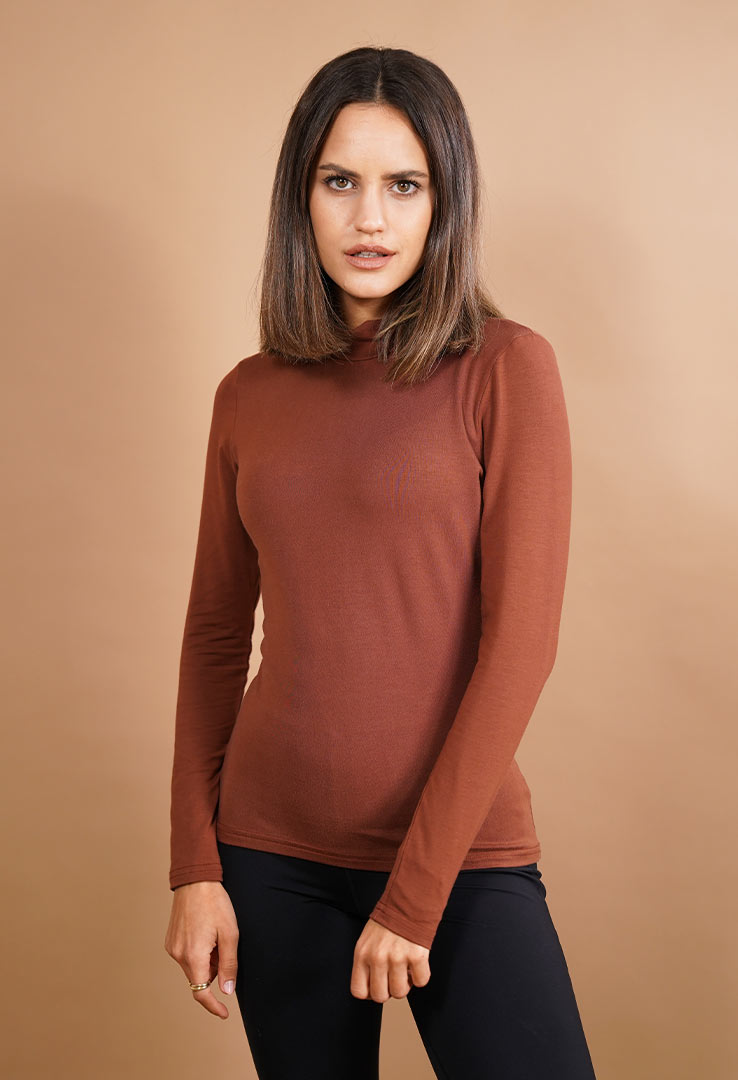 " Basic Longsleeve "Turtleneck Bliss"
