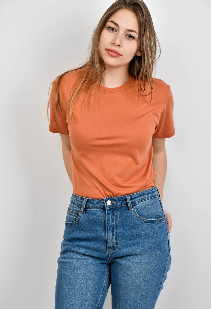 nachhaltiges Frauen  Basic-T-Shirt aus Baumwolle und Modal   cyro cooper
