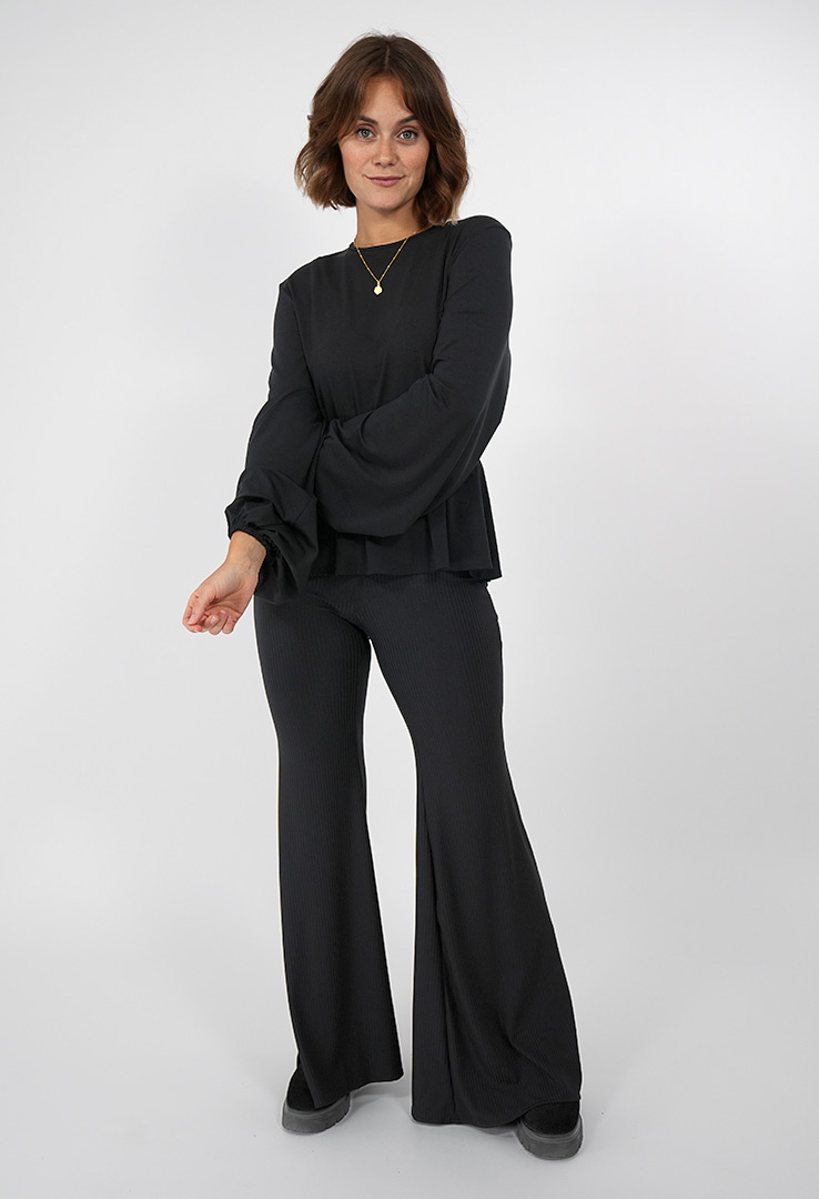 Schlag- Leggings mit Schlitz aus Econyl®