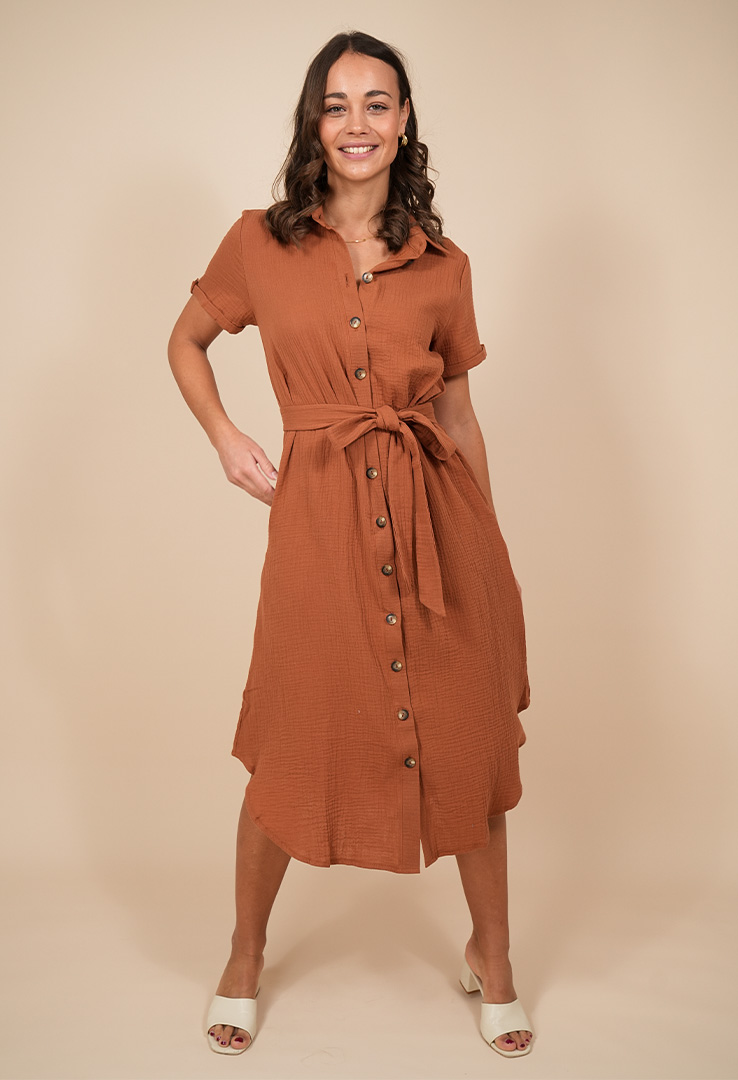 "Breeze of Elegance" Maxi Hemdblusenkleid aus Musselin