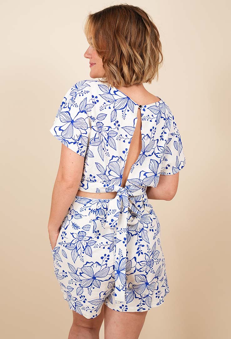 "Summer Sketch" Leinen-Shorts