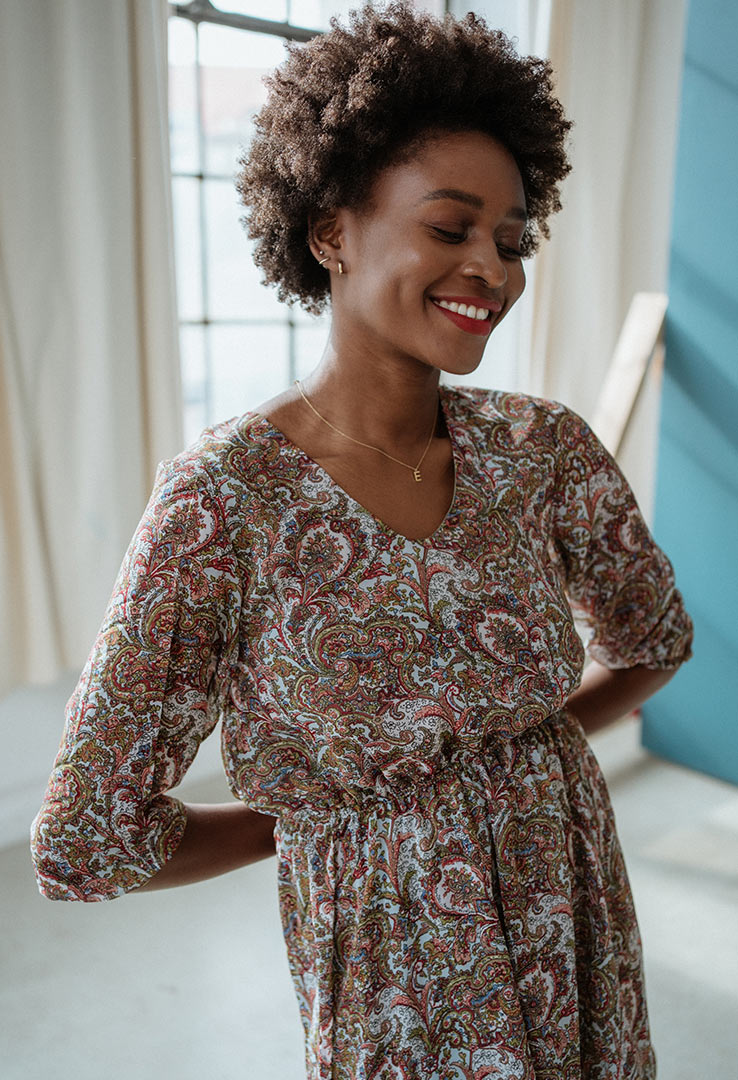 Chiffonkleid mit Paisley Muster 