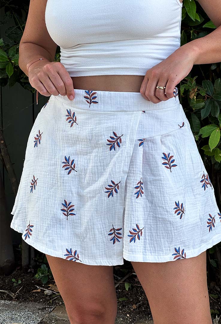 "Chic Explorer" Musselin-Skort 
