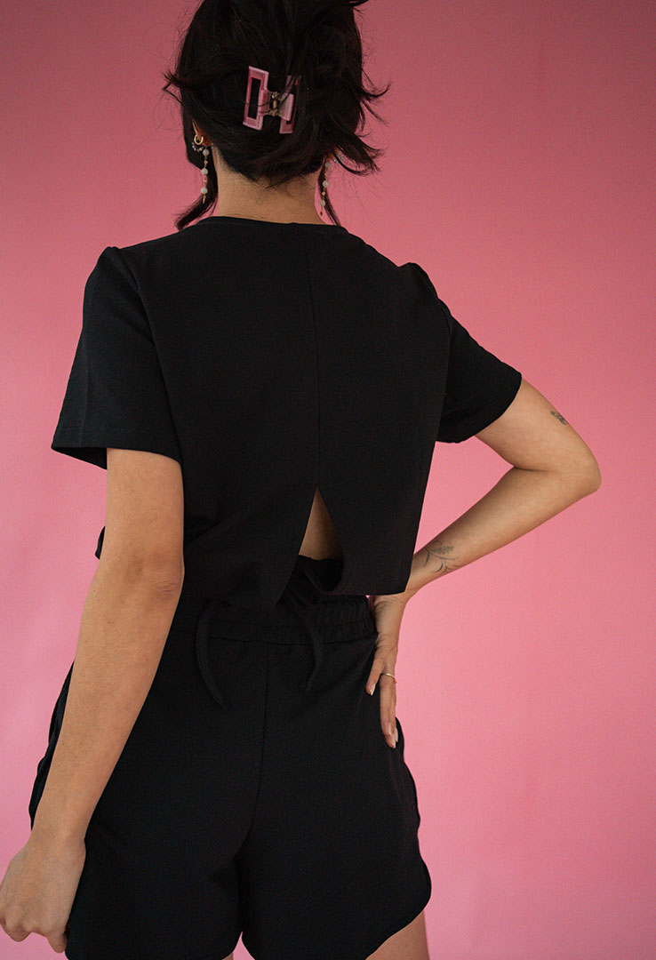 Basic Shirt mit Saum zum Binden 