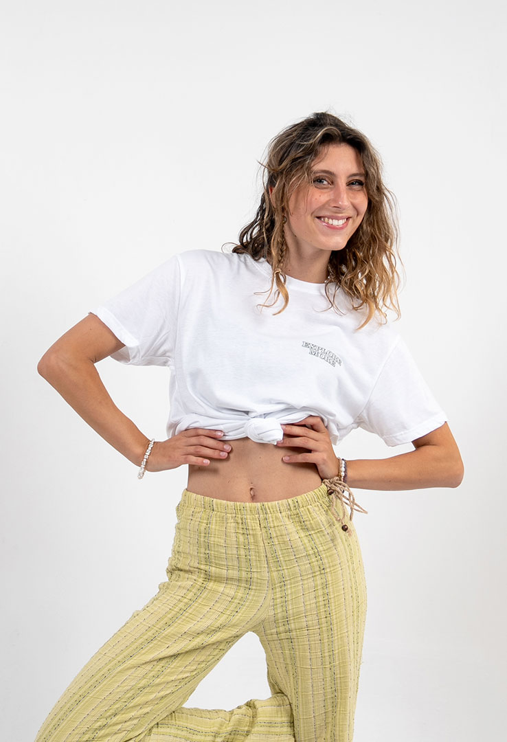 T-Shirt "Explore More" in White