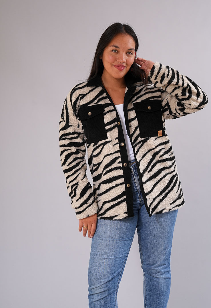 "Wild & Cozy" Unisex Plüschhemd