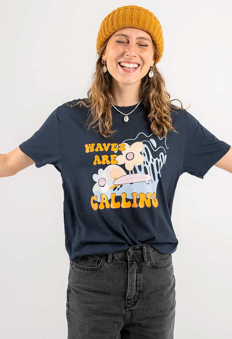 T-Shirt "Wave are Calling" in  blueberry