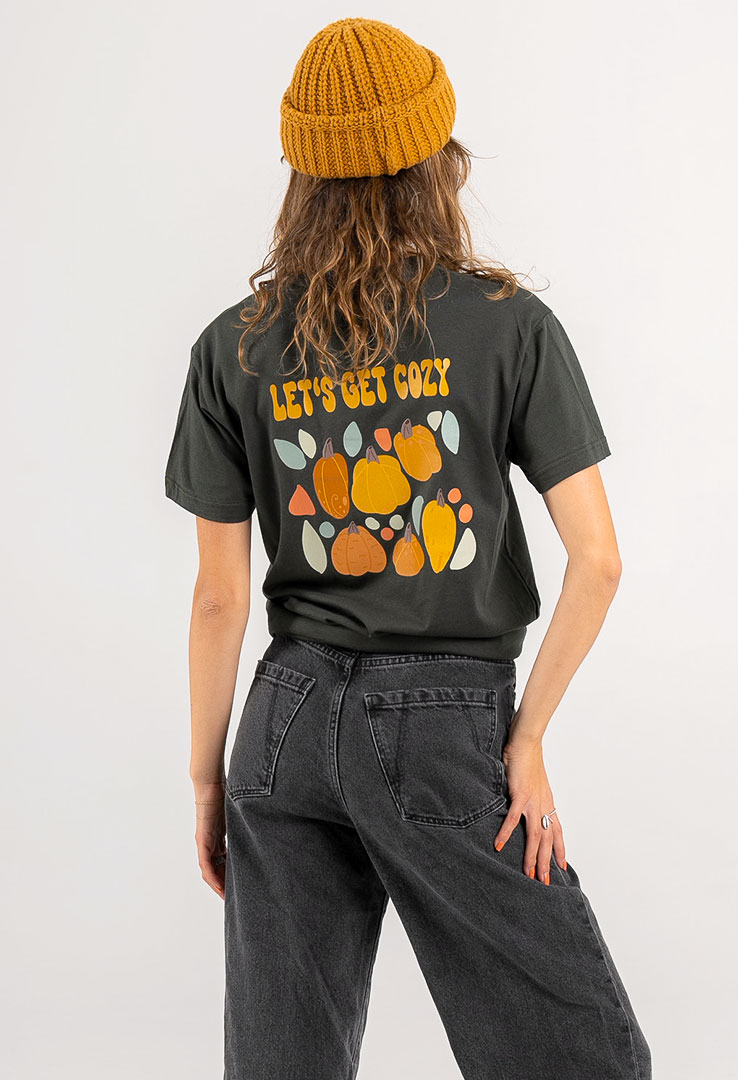 T-Shirt "Lets Get Cozy" in deep forrest