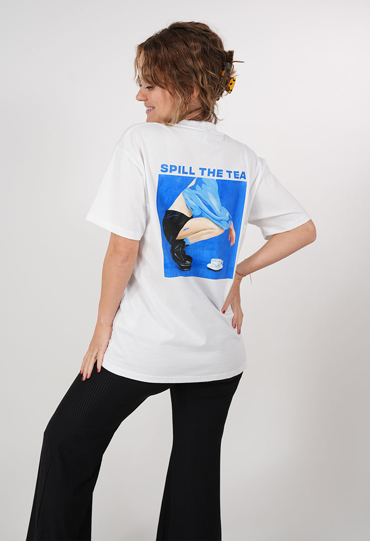 Skm X Maala  Art collection Print-Shirt  „“Split the tea“