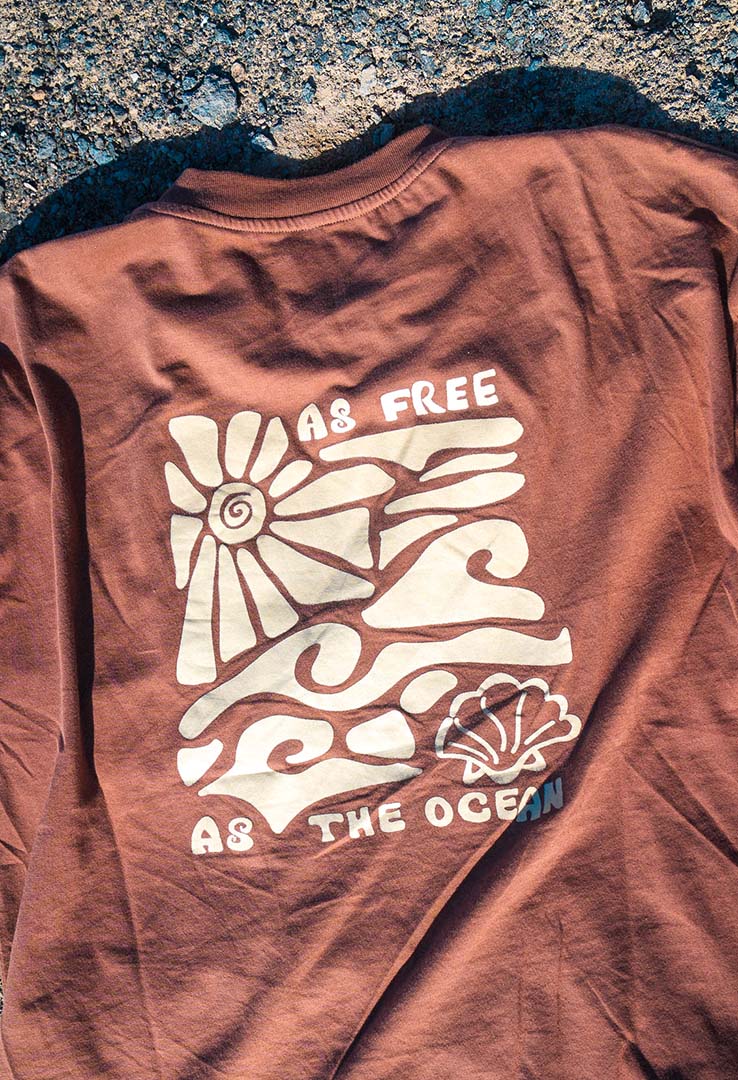 T-Shirt "As Free as the ocean" in cinnamon