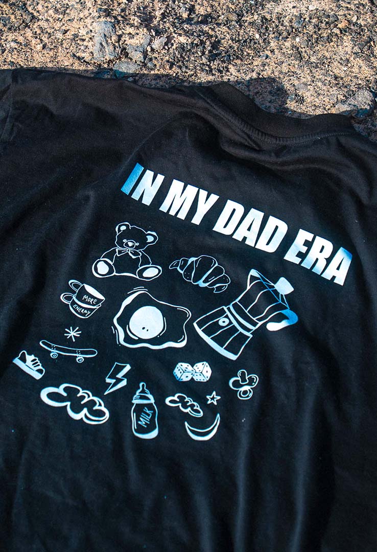 T-Shirt "in my dad era " in offwhite or black 