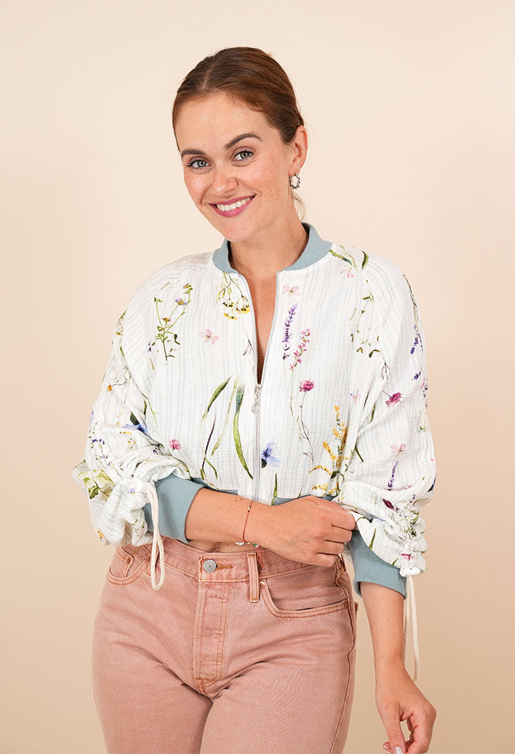 „Bloom Breeze“ Musselin-Crop-Jacke