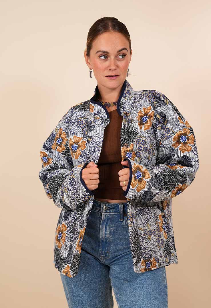 "Archiv Bloom " Jacket
