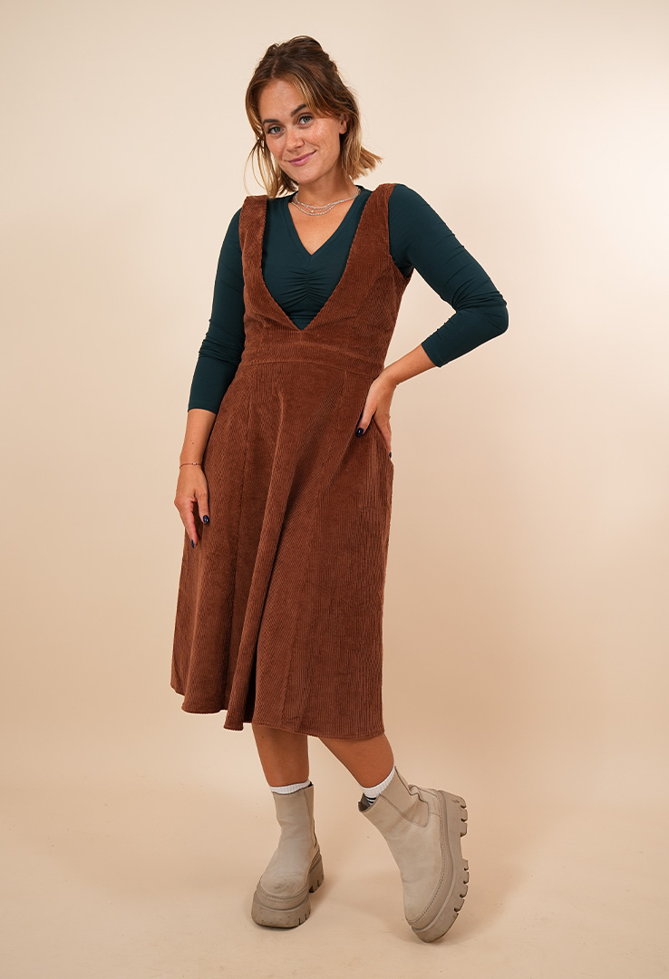 „Autumn Flow“ Cord-Trägerkleid