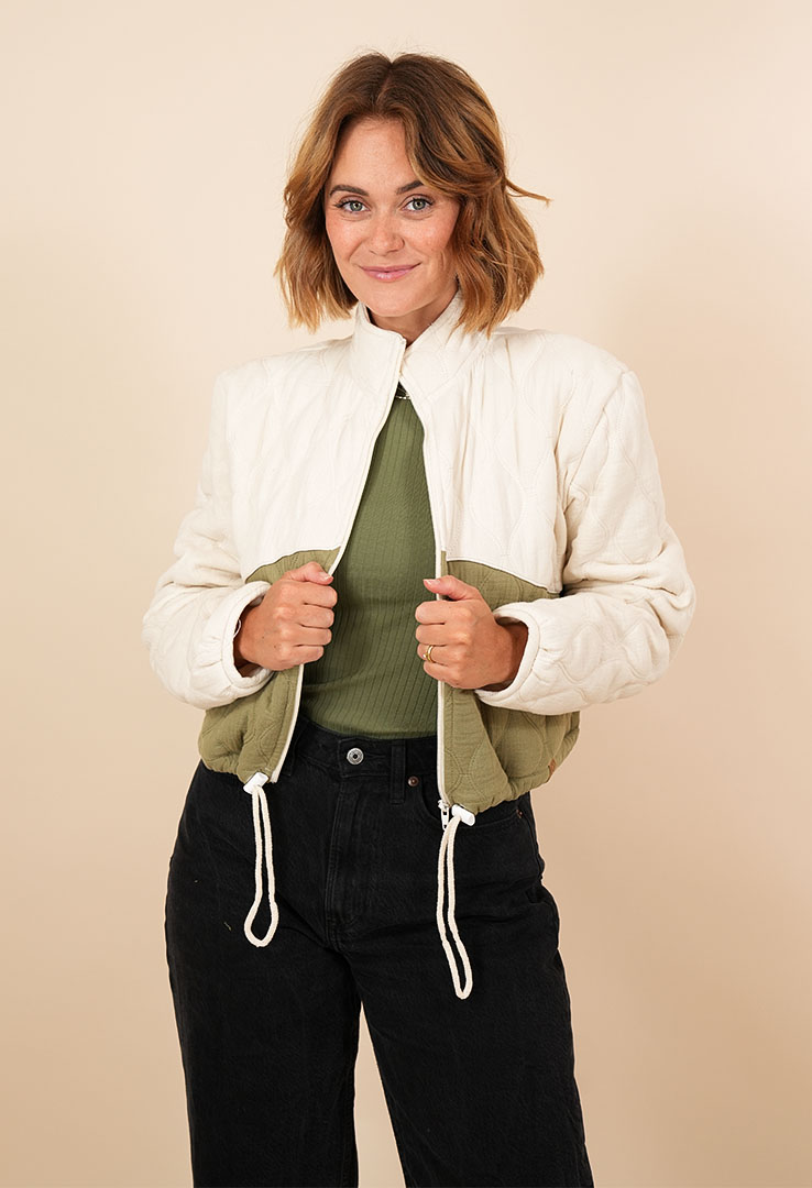 "Two-Tone Ease" Steppjacke