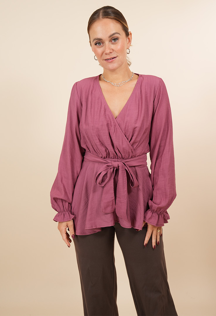 "Soft Whisper" Bluse in Wickeloptik