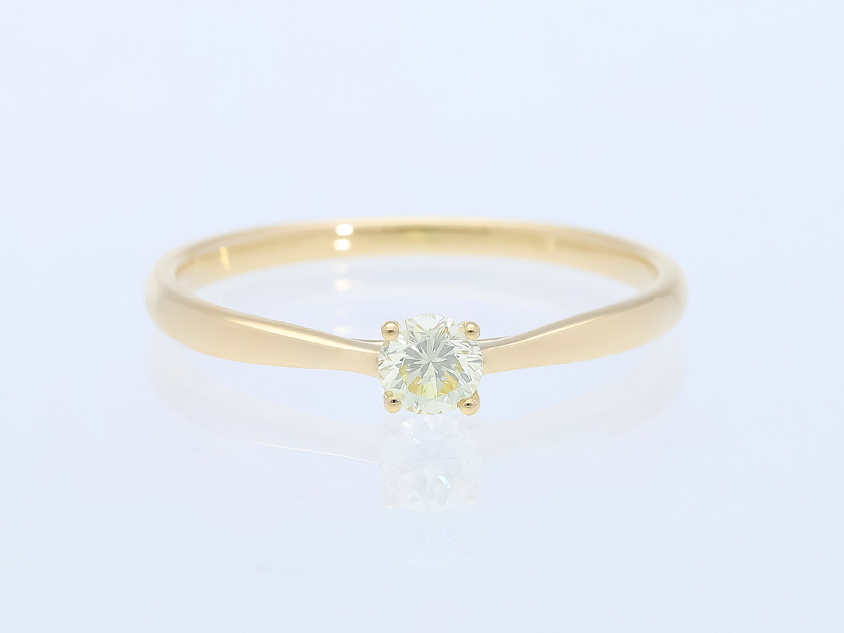 WERT 780,- Ring mit Brillanten in 585/ 14 Karat fashion Gelb Gold 414 YYX