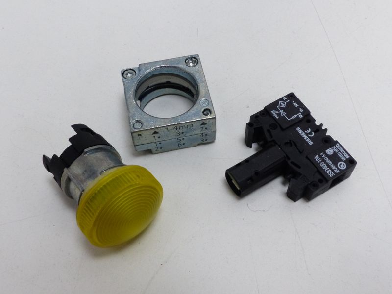 SIEMENS 3SB3 644-6BA30 3ZX1012-0SB30-1AA1 Leuchtmelder Gelb LED UNUSED | IK  Industry
