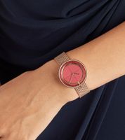 Orologio da donna Pierre Cardin quadrante moderno analogico al quarzo con bracciale in acciaio inossidabile 3ATM 33mm CMA.0003 oro rosa/rosso