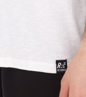 RE:COVERED X NFL New England Patriots Herren T-Shirt mit Logo-Print Baumwoll-Shirt Rundhals-Shirt PCNFL920 Ecru-Weiß