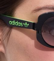 Occhiali da sole adidas da donna, sfumati, a farfalla, protezione UVA e UVB al 100%, filtro categoria 2, occhiali da vacanza EW3539 neri