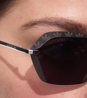 Lunettes de soleil femme adidas, lunettes miroir, lunettes de plage à verres rectangulaires, lunettes sans monture avec logo de la marque, catégorie de filtre 2 ou 3, lunettes de vacances EW351, blanches ou noires Lunettes de soleil femme adidas, lunettes miroir, lunettes de plage à verres rectangulaires, lunettes sans monture avec logo de la marque, catégorie de filtre 2 ou 3, lunettes de vacances EW351, blanches ou noires