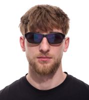 Lunettes de soleil adidas pour hommes et femmes Lunettes rectangulaires Verres dégradés avec revêtement miroir Protection UVA et UVB Catégorie de filtre 2 Lunettes de vacances Rouge, noir ou turquoise Lunettes de soleil adidas pour hommes et femmes Lunettes rectangulaires Verres dégradés avec revêtement miroir Protection UVA et UVB Catégorie de filtre 2 Lunettes de vacances Rouge, noir ou turquoise