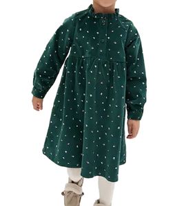 Mini robe d'hiver pour fille en velours côtelé avec patte de boutonnage et petits papillons en coton 952035 vert