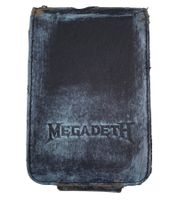 Étui pour lecteur MP3 du groupe de metal MEGADETH. Étui de protection aspect usé. Lecteur audio et iPod. 11 x 7 x 1,5 cm. Noir/Bleu. Étui pour lecteur MP3 du groupe de metal MEGADETH. Étui de protection aspect usé. Lecteur audio et iPod. 11 x 7 x 1,5 cm. Noir/Bleu.