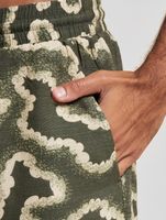 ONLY & SONS Noy Abstract Shorts in staubigem Olivgrün