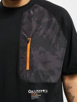 CAYLER & SONS Maglietta a maniche lunghe con tasca mimetica raglan nera/bianca