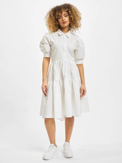 Abito midi con colletto a camicia smock estremamente oversize di Missguided, bianco