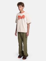 T-shirt DWD Studioz pour homme, col ras du cou, logo imprimé sur le devant, en coton beige. T-shirt DWD Studioz pour homme, col ras du cou, logo imprimé sur le devant, en coton beige.