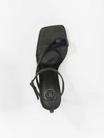 Missguided black low heel cross toe sandals