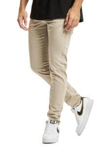 Jeans ajustados color arena de Petrol Industries