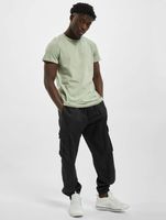 Camiseta verde con calavera del Sexto de Junio