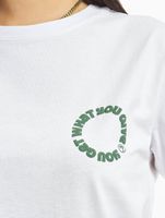 On Vacation Women's Circle T-Shirt white