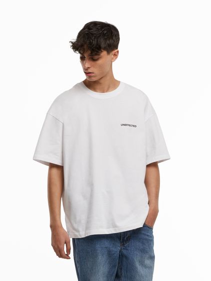 UNEFFECTED First To Last Oversized T-Shirts white