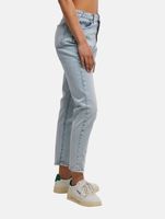 UNEFFECTED Women's 5-Pocket Style Cotton Jeans in Ice Blue UNEFFECTED Women's 5-Pocket Style Cotton Jeans in Ice Blue
