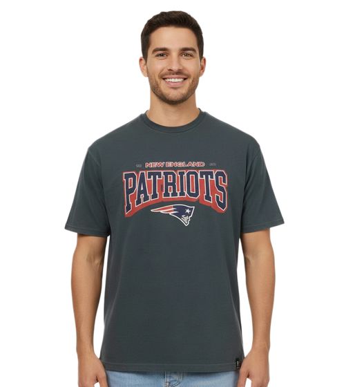 RE:COVERED X NFL New England Patriots - Camiseta de hombre con logo estampado, cuello redondo de algodón, MMNFL1207 Gris