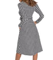 Vestido de mujer de punto, estilo ejecutivo, con estampado pata de gallo y cinturón, manga larga, talla 912240, blanco/negro Vestido de mujer de punto, estilo ejecutivo, con estampado pata de gallo y cinturón, manga larga, talla 912240, blanco/negro