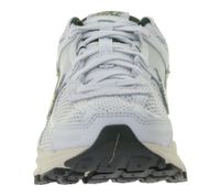 NIKE Zoom Vomero 5 Women's Running Shoes with a Vintage Aesthetic, Sports Sneakers in a Layered Design FN6742 002 Gray