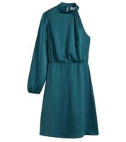 Elegante abito monospalla da donna. Abito primaverile in raso lucido. Abito da sera. 925469 in verde o 919324 in nero. Elegante abito monospalla da donna. Abito primaverile in raso lucido. Abito da sera. 925469 in verde o 919324 in nero.