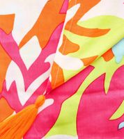 ZWILLINGSHERZ Flower Power Square Scarf with Retro-Look Flowers, Fashion Scarf 3016Q-0208-100 Pink/Multicolored ZWILLINGSHERZ Flower Power Square Scarf with Retro-Look Flowers, Fashion Scarf 3016Q-0208-100 Pink/Multicolored