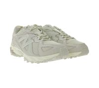 New Balance 610 Men's Sneakers with a Breathable Upper, Low-Top Shoes with Soft Padding on the Tongue and Heel, Beige