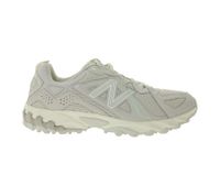 New Balance 610 Men's Sneakers with a Breathable Upper, Low-Top Shoes with Soft Padding on the Tongue and Heel, Beige